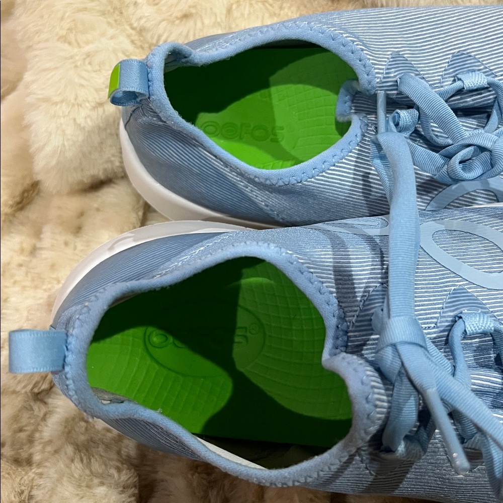 Oofos Ladies Lace Up Sneakers - Size 8 - Picture 6 of 6